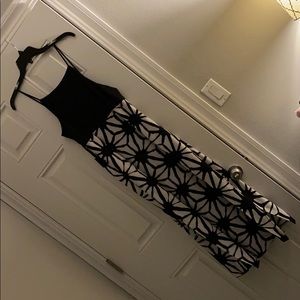 Vince Camuto black and white dress